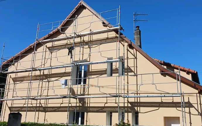 Enduit de façade en crépis à Decazeville
